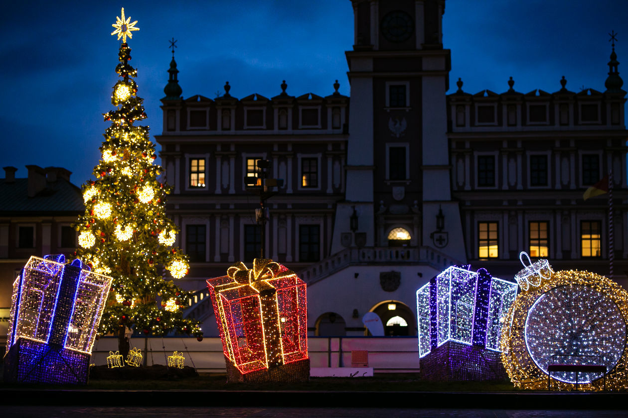  Świąteczna iluminacja w Zamościu (zdjęcie 1) - Autor: Kazimierz Chmiel