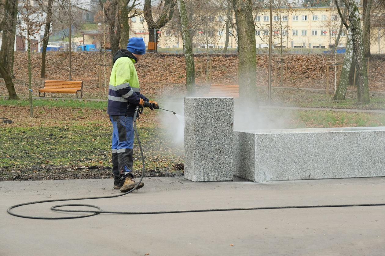  Park Ludowy otwarty po trwającej ponad 1,5 roku rewitalizacji (zdjęcie 1) - Autor: Maciej Kaczanowski