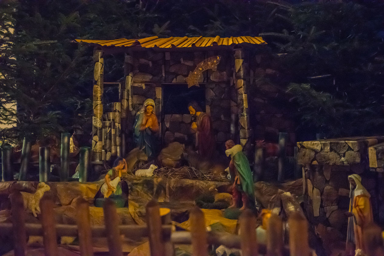  <p class="MsoNormal">Parafia pw. Św. Jadwigi Kr&oacute;lowej w Lublinie</p>
<p><!-- [if gte mso 9]><xml>
 <w:WordDocument>
  <w:View>Normal</w:View>
  <w:Zoom>0</w:Zoom>
  <w:AutoHyphenation></w:AutoHyphenation>
  <w:HyphenationZone>21</w:HyphenationZone>
  <w:PunctuationKerning></w:PunctuationKerning>
  <w:ValidateAgainstSchemas></w:ValidateAgainstSchemas>
  <w:SaveIfXMLInvalid>false</w:SaveIfXMLInvalid>
  <w:IgnoreMixedContent>false</w:IgnoreMixedContent>
  <w:AlwaysShowPlaceholderText>false</w:AlwaysShowPlaceholderText>
  <w:Compatibility>
   <w:BreakWrappedTables></w:BreakWrappedTables>
   <w:SnapToGridInCell></w:SnapToGridInCell>
   <w:WrapTextWithPunct></w:WrapTextWithPunct>
   <w:UseAsianBreakRules></w:UseAsianBreakRules>
   <w:DontGrowAutofit></w:DontGrowAutofit>
  </w:Compatibility>
  <w:NoLineBreaksAfter Lang="JA">‘“</w:NoLineBreaksAfter>
  <w:NoLineBreaksBefore Lang="JA">’”</w:NoLineBreaksBefore>
  <w:BrowserLevel>MicrosoftInternetExplorer4</w:BrowserLevel>
 </w:WordDocument>
</xml><![endif]--><!-- [if gte mso 9]><xml>
 <w:LatentStyles DefLockedState="false" LatentStyleCount="156">
 </w:LatentStyles>
</xml><![endif]--><!-- [if gte mso 10]>
<style>
 /* Style Definitions */
 table.MsoNormalTable
	{mso-style-name:Standardowy;
	mso-tstyle-rowband-size:0;
	mso-tstyle-colband-size:0;
	mso-style-noshow:yes;
	mso-style-parent:"";
	mso-padding-alt:0cm 5.4pt 0cm 5.4pt;
	mso-para-margin:0cm;
	mso-para-margin-bottom:.0001pt;
	mso-pagination:widow-orphan;
	font-size:10.0pt;
	font-family:"Times New Roman";
	mso-ansi-language:#0400;
	mso-fareast-language:#0400;
	mso-bidi-language:#0400;}
</style>
<![endif]--></p>