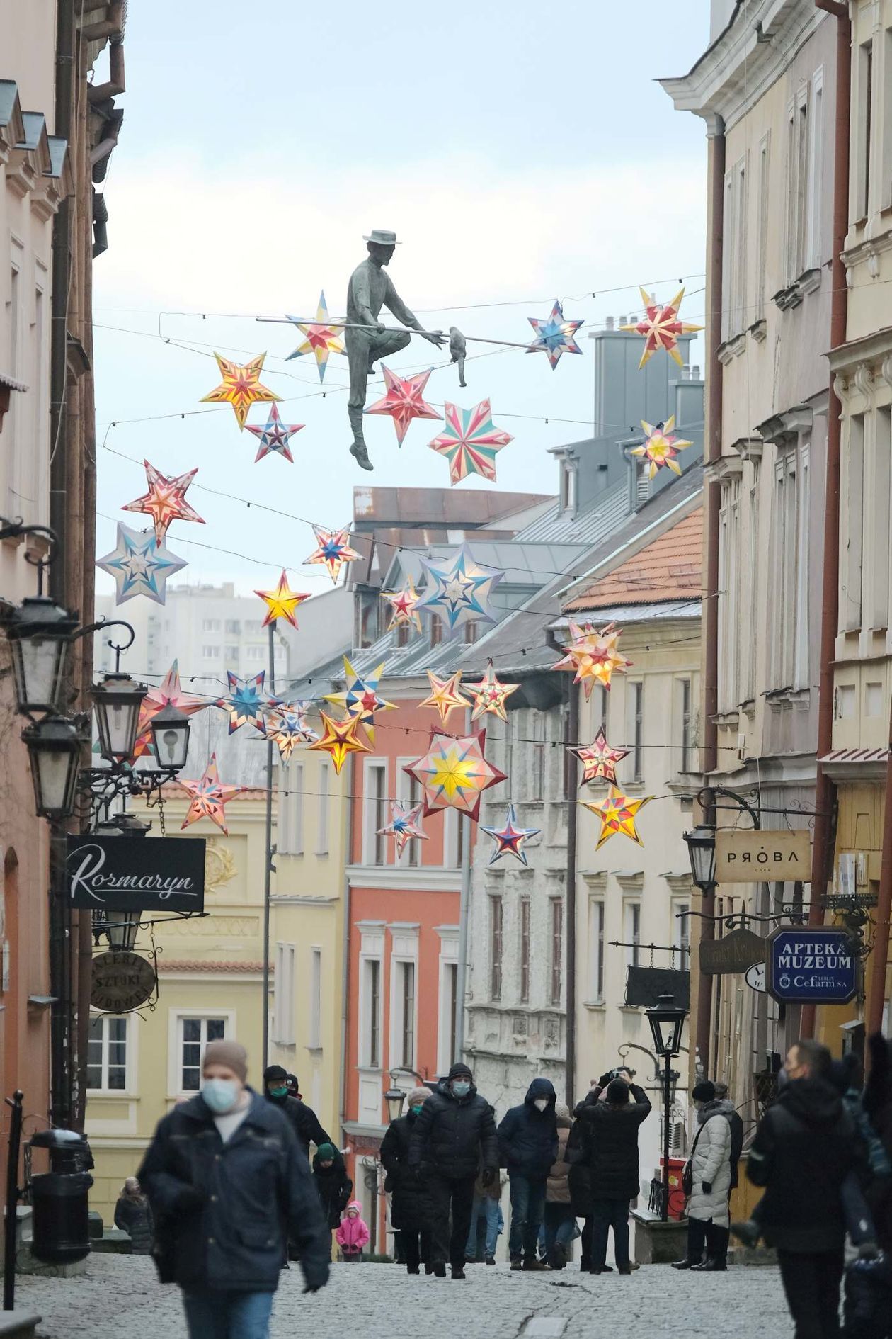  Tłumy mieszkańców na deptaku w drugi dzień świąt (zdjęcie 1) - Autor: Maciej Kaczanowski