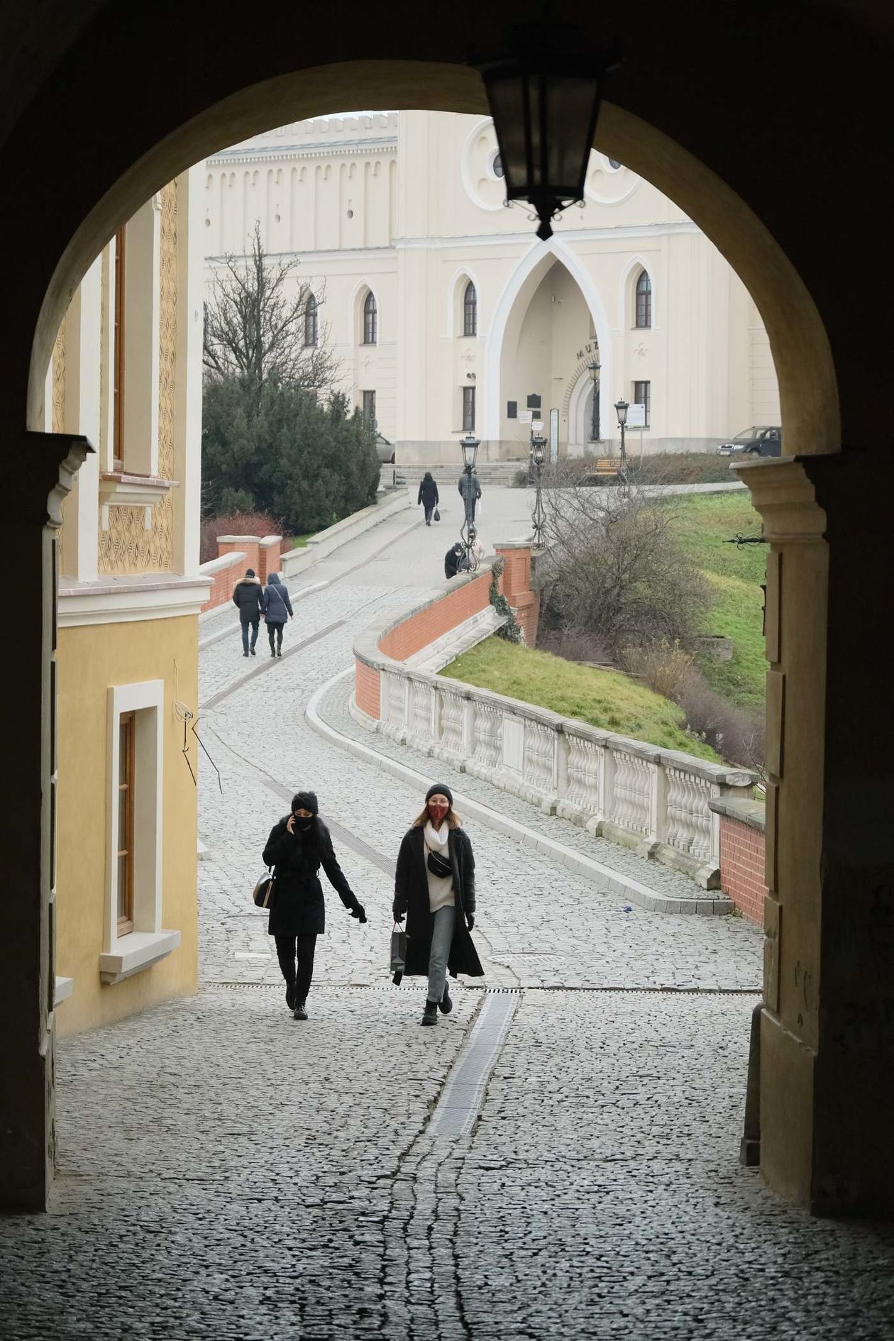  Tłumy mieszkańców na deptaku w drugi dzień świąt (zdjęcie 1) - Autor: Maciej Kaczanowski