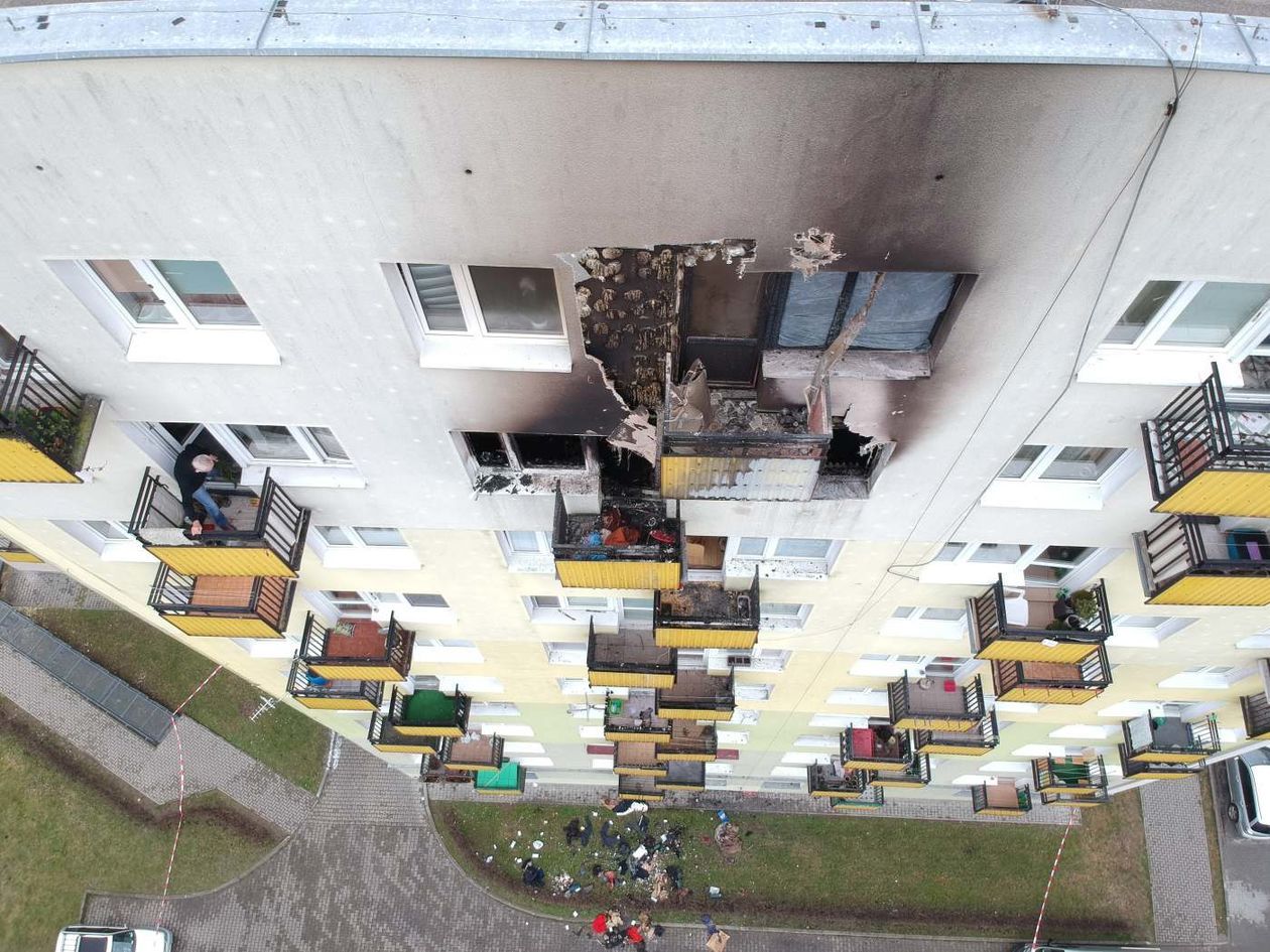  Spalone mieszkanie w świdnickim wieżowcu  (zdjęcie 1) - Autor: Maciej Kaczanowski