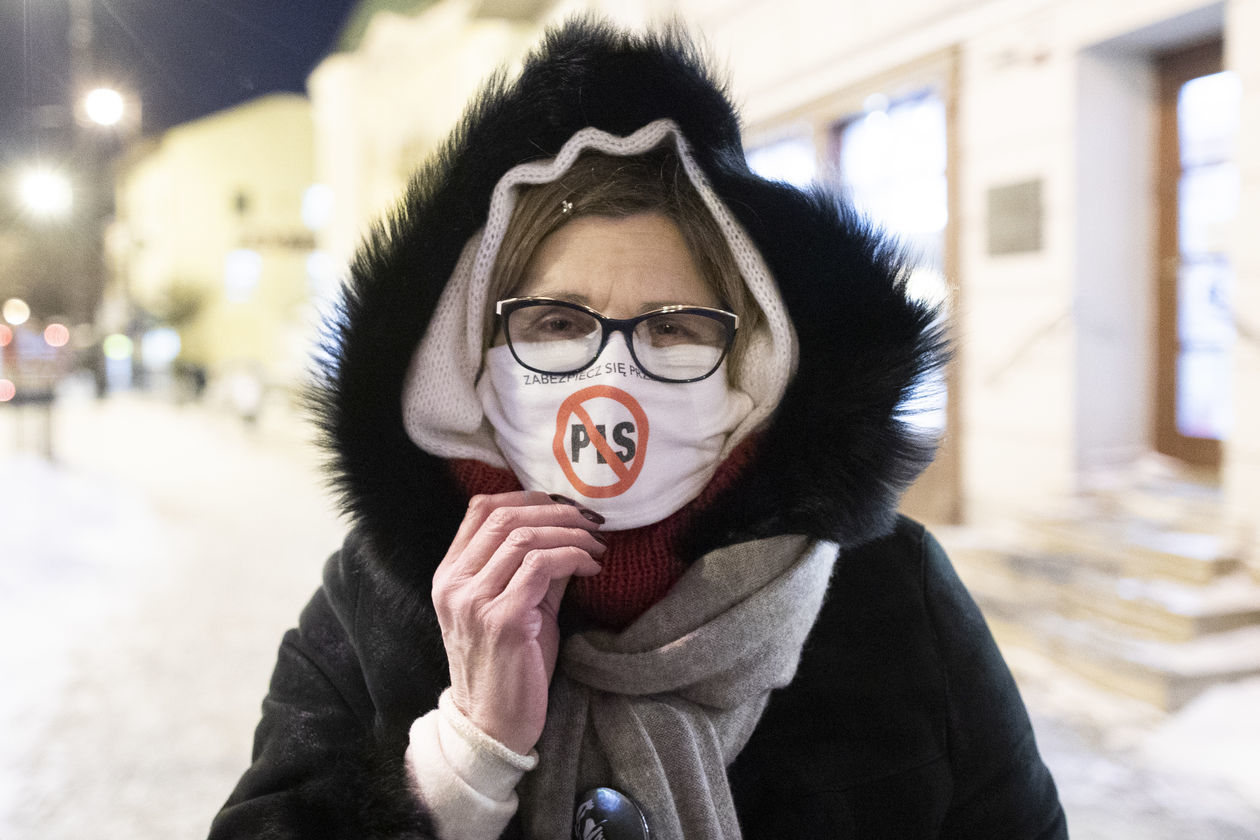  Lublin. Solidarnie w obronie niezależnych mediów (zdjęcie 1) - Autor: Jacek Szydłowski