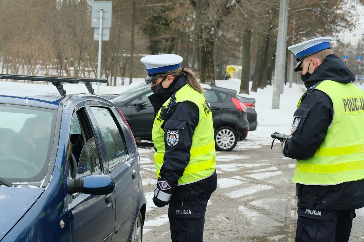  Z miłości do bezpieczeństwa: wspólna akcja policji i WORD (zdjęcie 1) - Autor: Maciej Kaczanowski