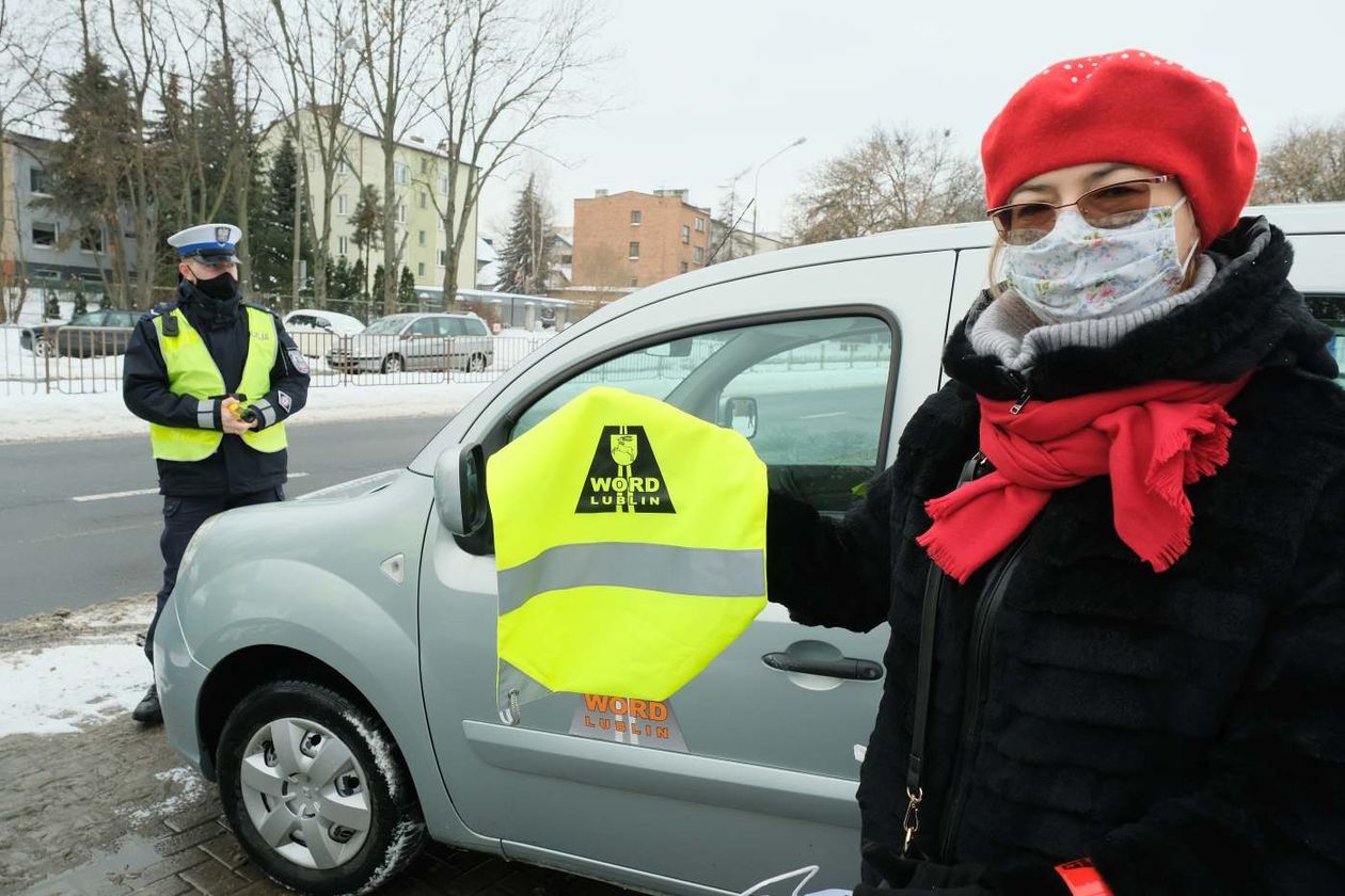  Z miłości do bezpieczeństwa: wspólna akcja policji i WORD (zdjęcie 1) - Autor: Maciej Kaczanowski