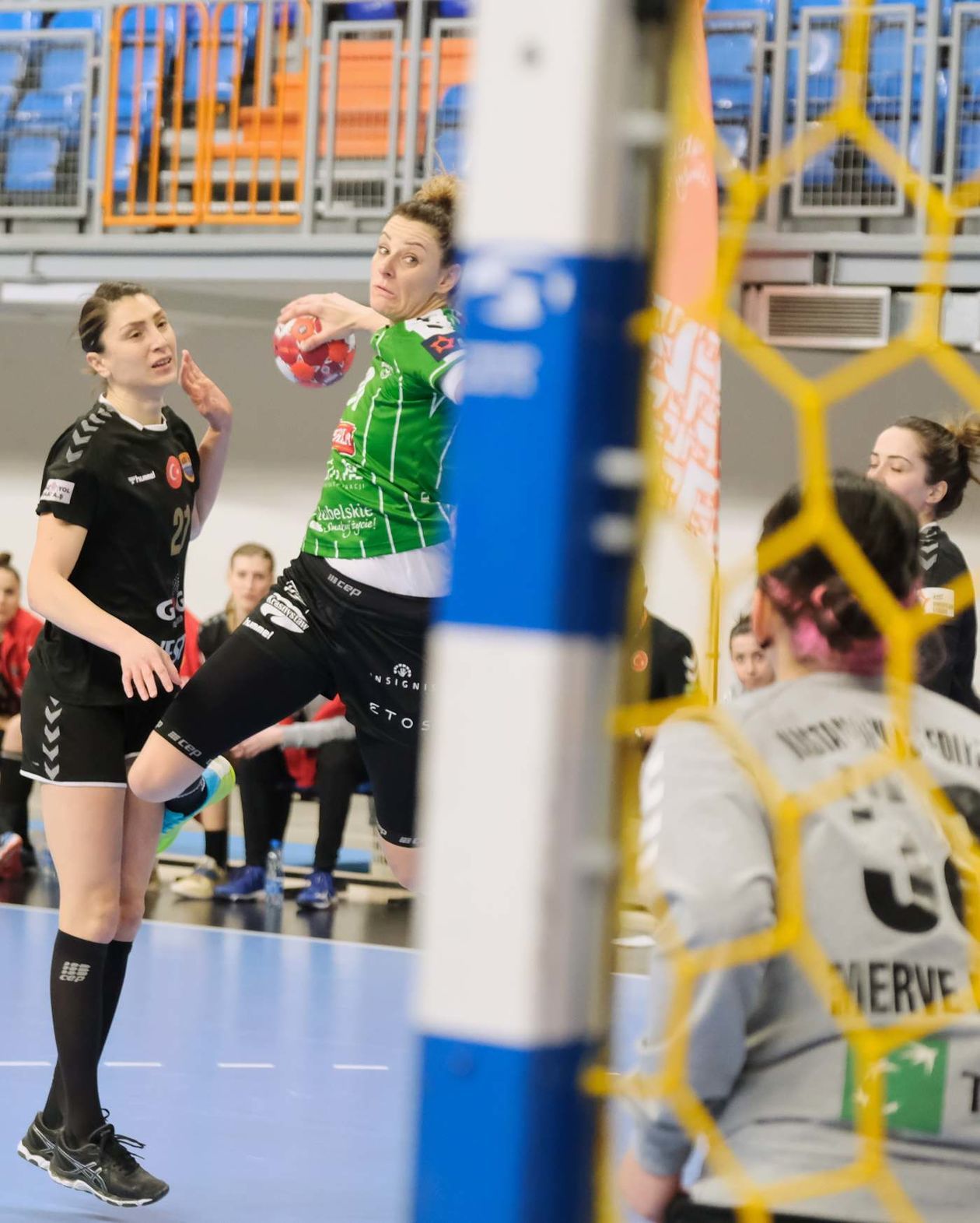  MKS Perła Lublin – Kastamonu Beledyiesi GSK 35:26 (18:9) (zdjęcie 1) - Autor: Maciej Kaczanowski