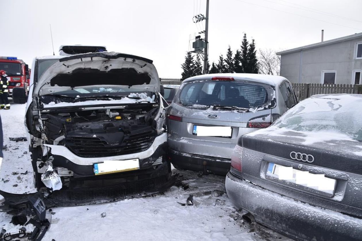 Wypadek w miejscowości Okalew - Autor: mł kpt. Mateusz Mackiewicz, Jacek Pogorzelec