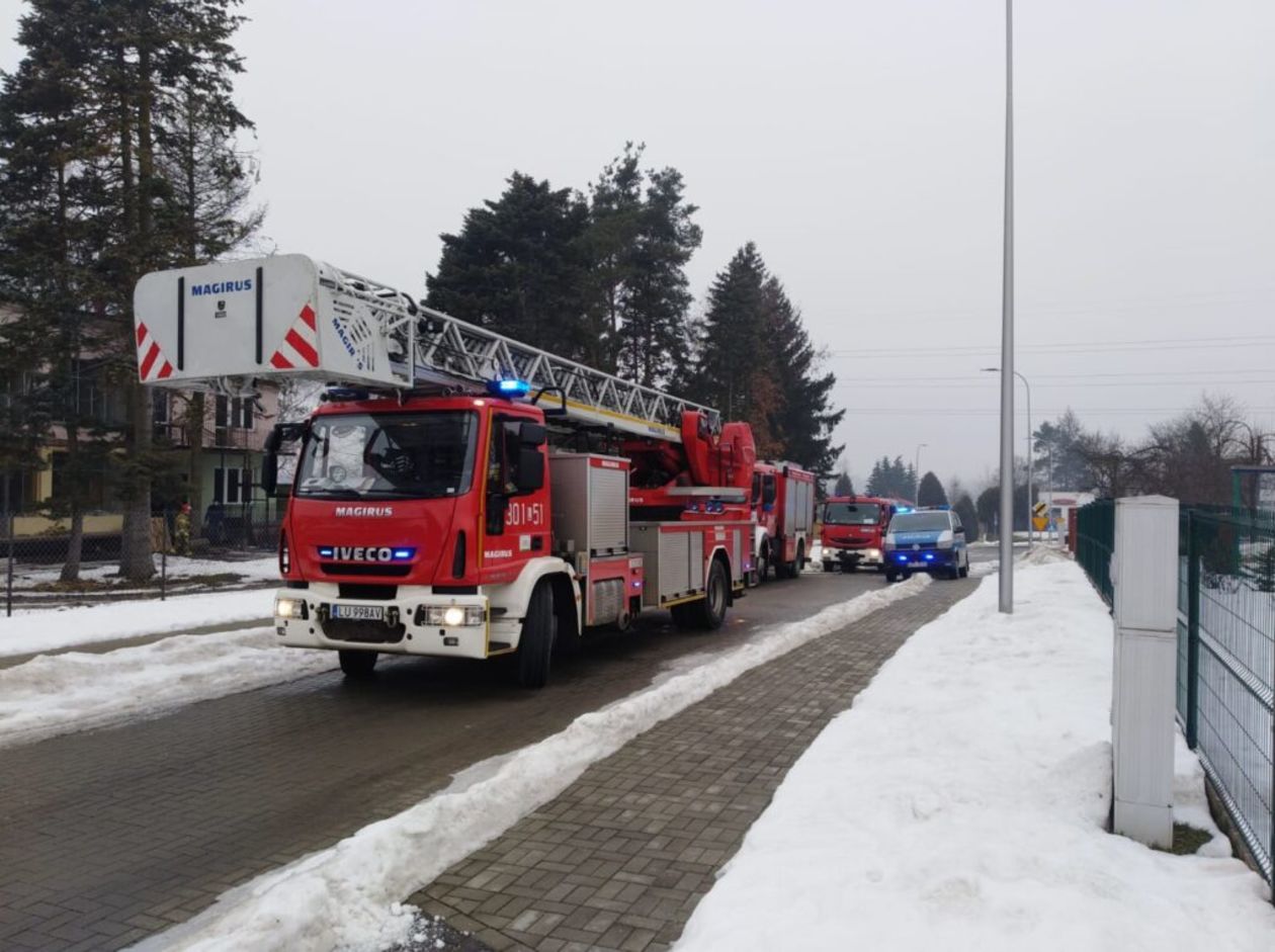  Pożar przy ulicy Morelowej w Lublinie (zdjęcie 1) - Autor: JRG nr 1 w Lublinie