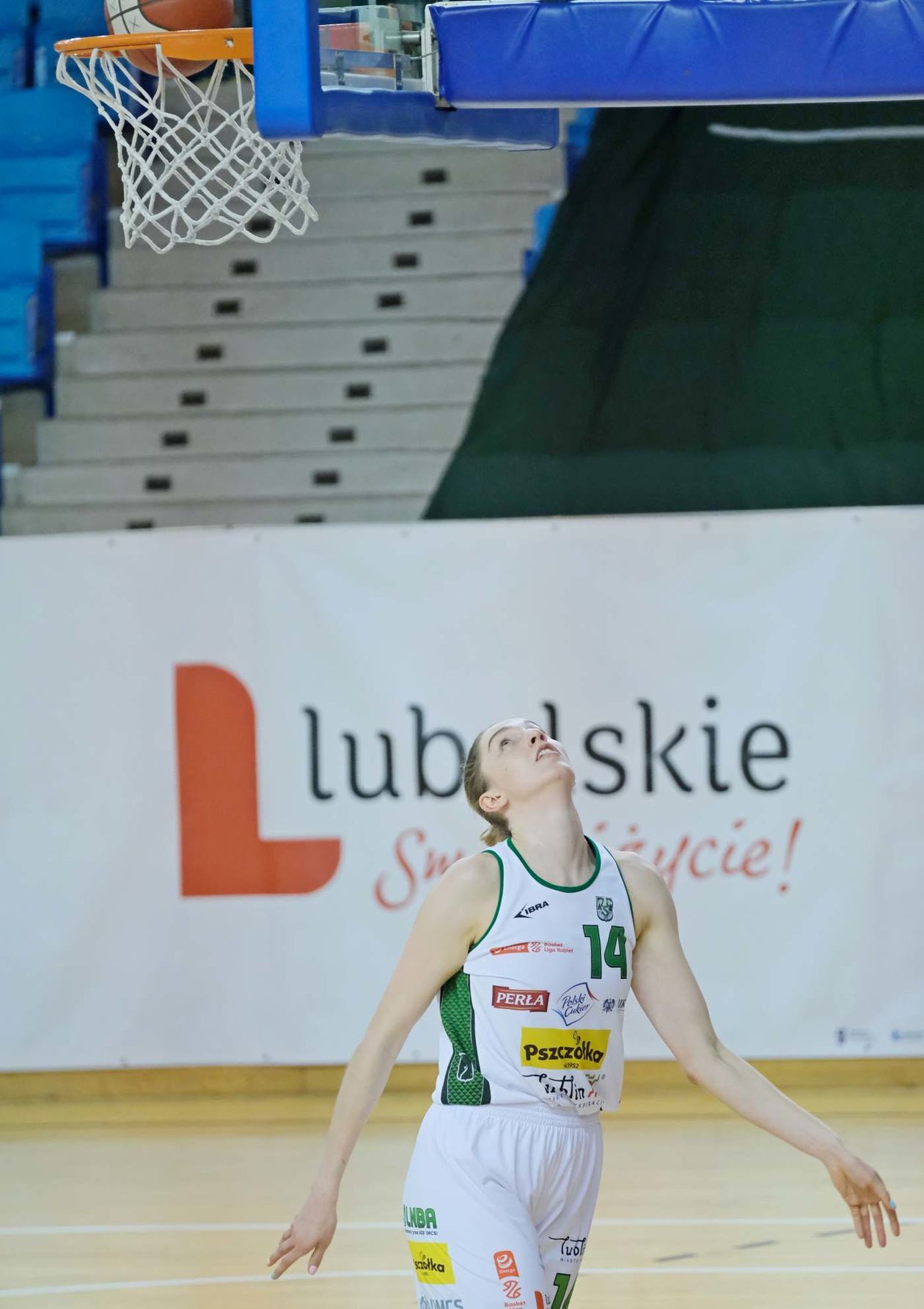  Pszczółka Polski Cukier AZS UMCS Lublin – KS Basket 25 Bydgoszcz 73:76 (zdjęcie 1) - Autor: Maciej Kaczanowski