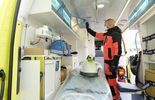 Przekazanie do użytku nowych ambulansów (zdjęcie 3)