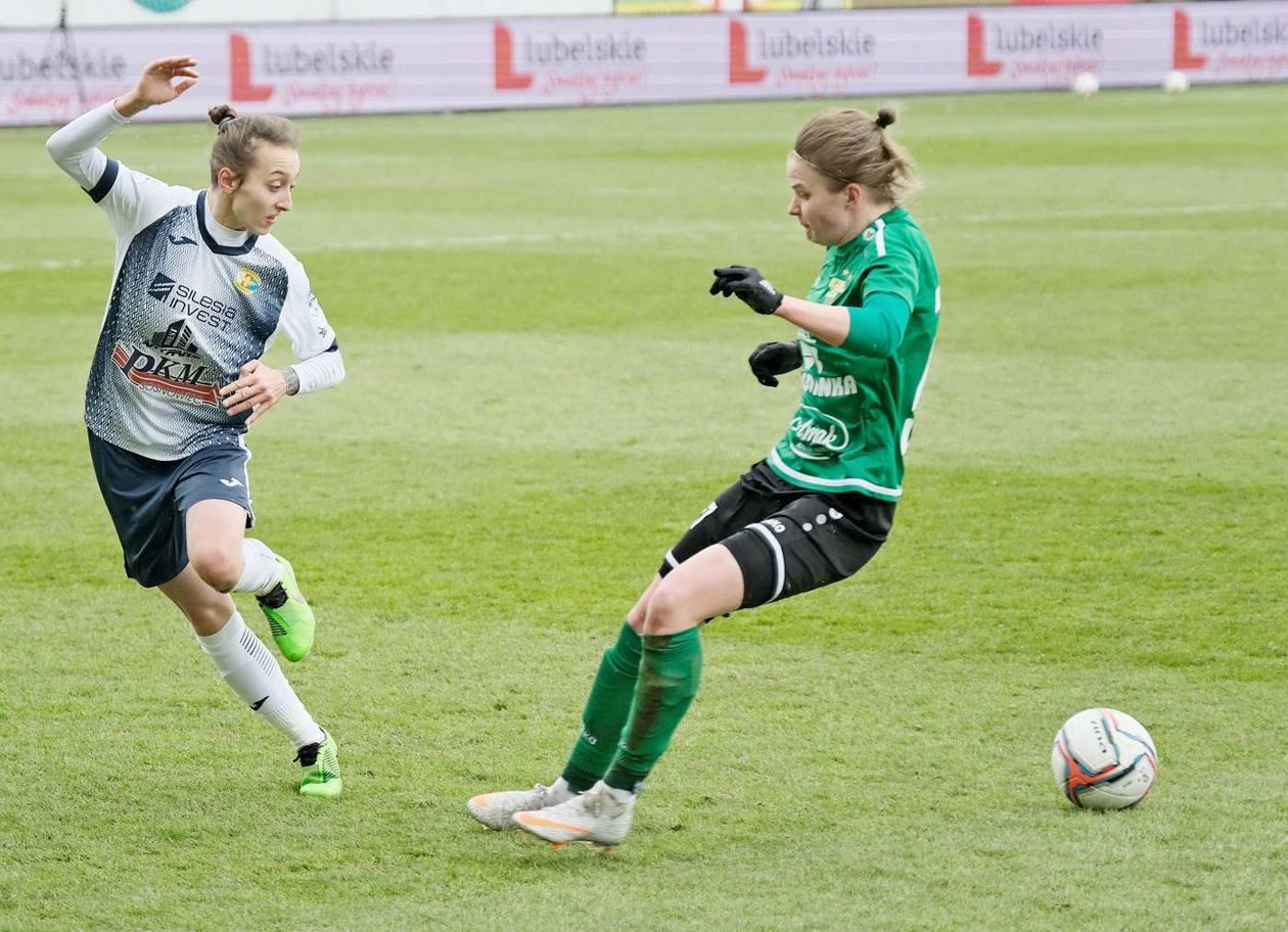  Ekstraliga kobiet: Górnik Łęczna vs Czarni Sosnowiec (zdjęcie 1) - Autor: Maciej Kaczanowski