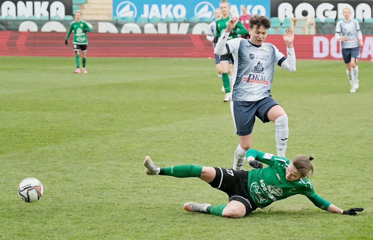  Ekstraliga kobiet: Górnik Łęczna vs Czarni Sosnowiec (zdjęcie 1) - Autor: Maciej Kaczanowski