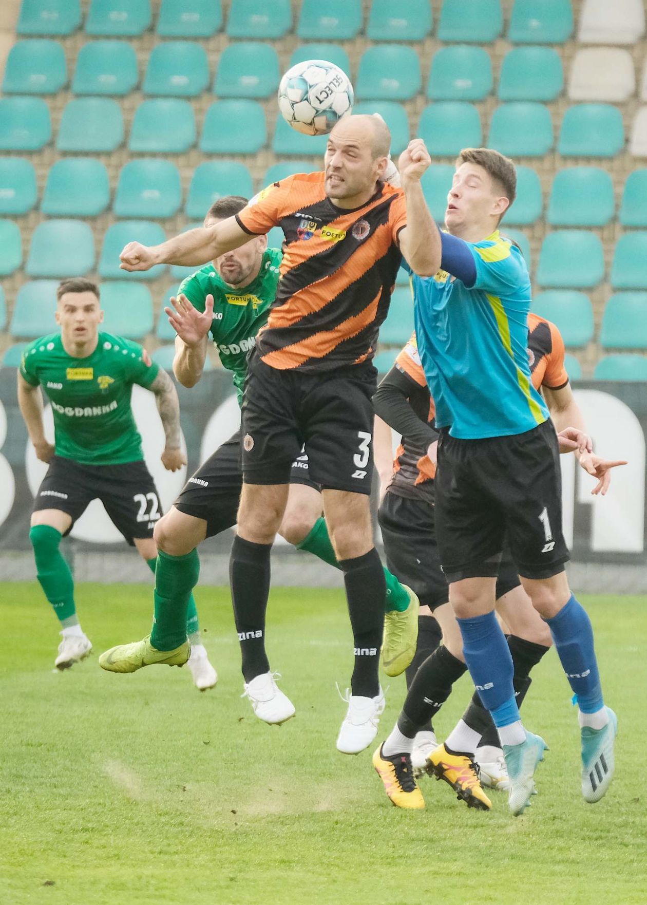  Górnik Łęczna - Chrobry Głogów 3:0 (zdjęcie 1) - Autor: Maciej Kaczanowski