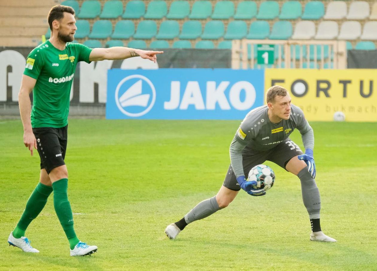  Górnik Łęczna - Chrobry Głogów 3:0 (zdjęcie 1) - Autor: Maciej Kaczanowski