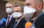 Konferencja prasowa posłów KO w sprawie zakupu respiratorów (zdjęcie 3)
