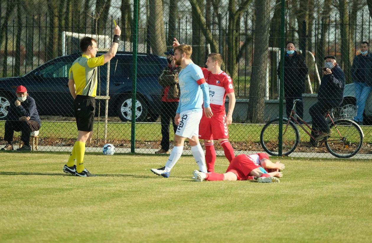  Lewart Lubartów – Wisła Puławy 0:2 (zdjęcie 1) - Autor: Maciej Kaczanowski