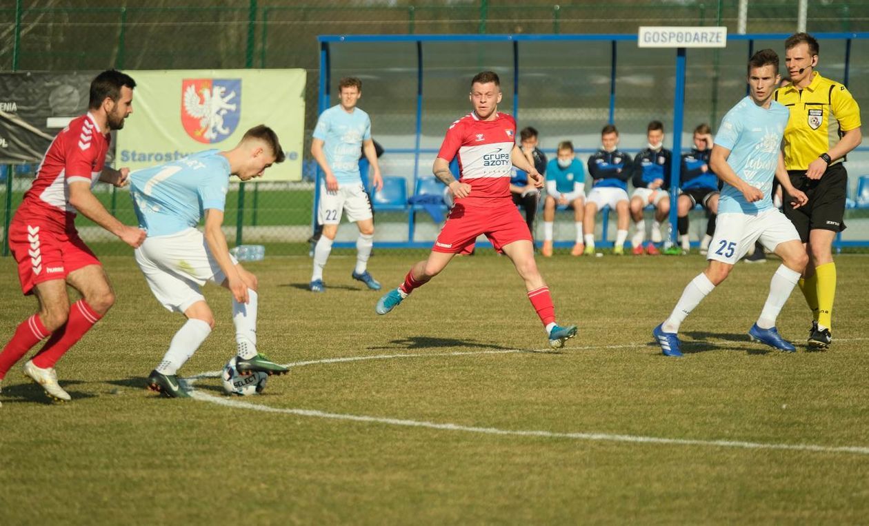  Lewart Lubartów – Wisła Puławy 0:2 (zdjęcie 1) - Autor: Maciej Kaczanowski