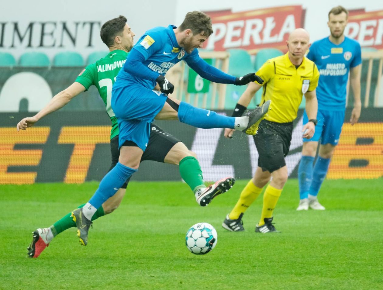  Górnik Łęczna – Puszcza Niepołomice 0:0 (zdjęcie 1) - Autor: Maciej Kaczanowski