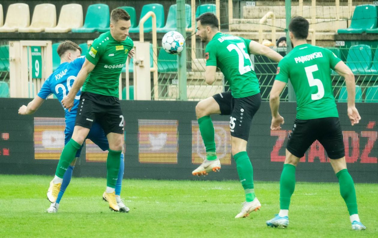  Górnik Łęczna – Puszcza Niepołomice 0:0 (zdjęcie 1) - Autor: Maciej Kaczanowski