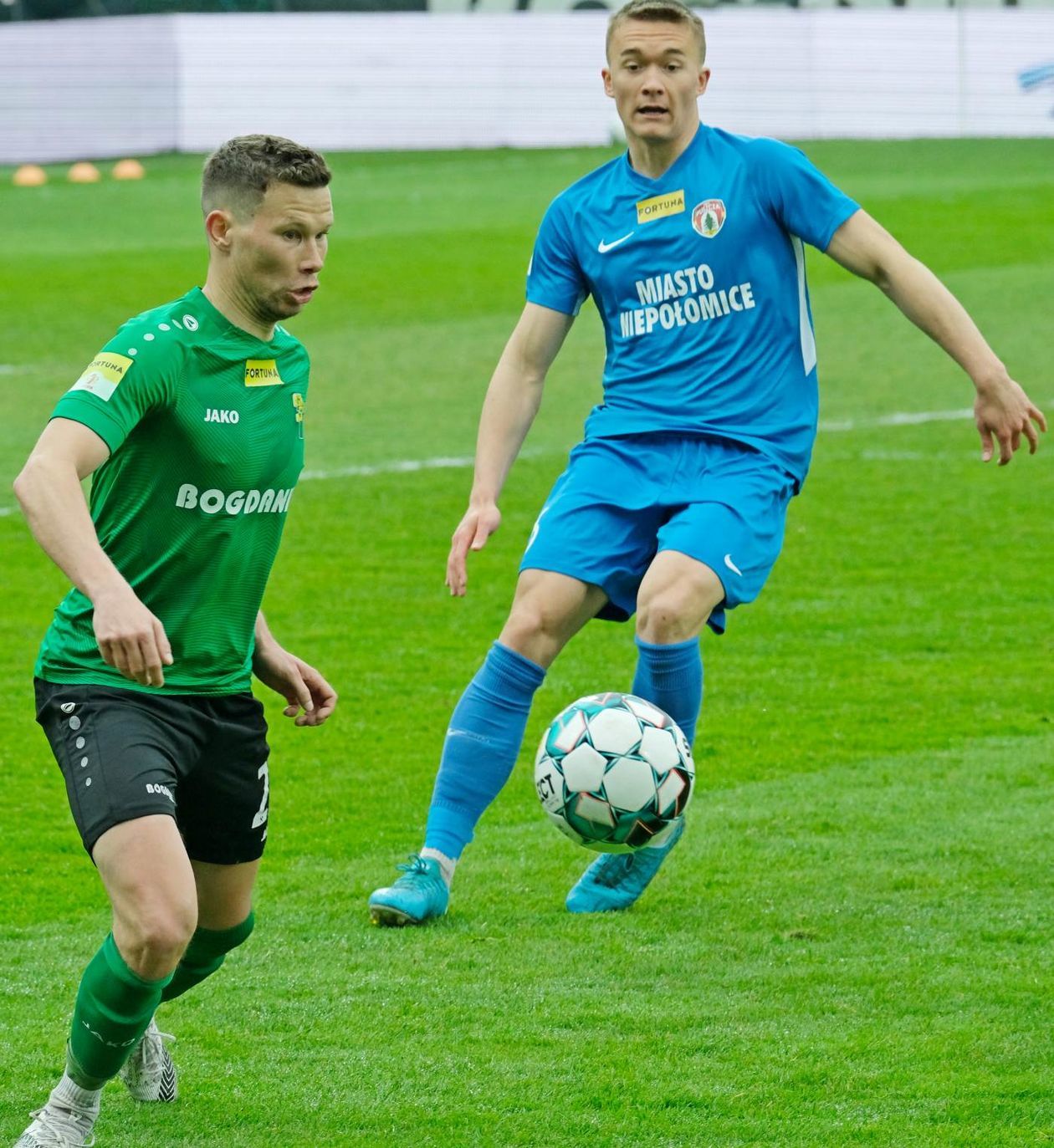  Górnik Łęczna – Puszcza Niepołomice 0:0 (zdjęcie 1) - Autor: Maciej Kaczanowski