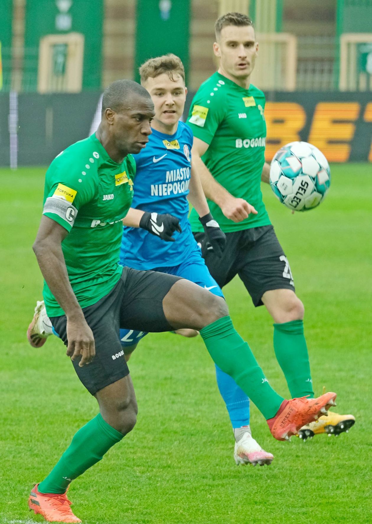  Górnik Łęczna – Puszcza Niepołomice 0:0 (zdjęcie 1) - Autor: Maciej Kaczanowski