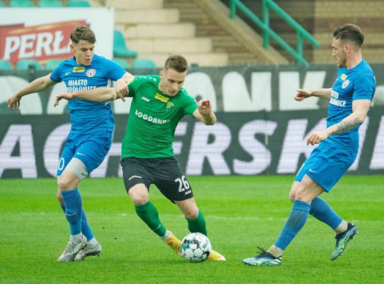  Górnik Łęczna – Puszcza Niepołomice 0:0 (zdjęcie 1) - Autor: Maciej Kaczanowski