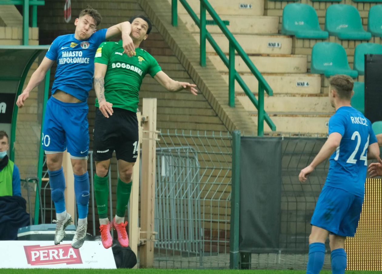  Górnik Łęczna – Puszcza Niepołomice 0:0 (zdjęcie 1) - Autor: Maciej Kaczanowski