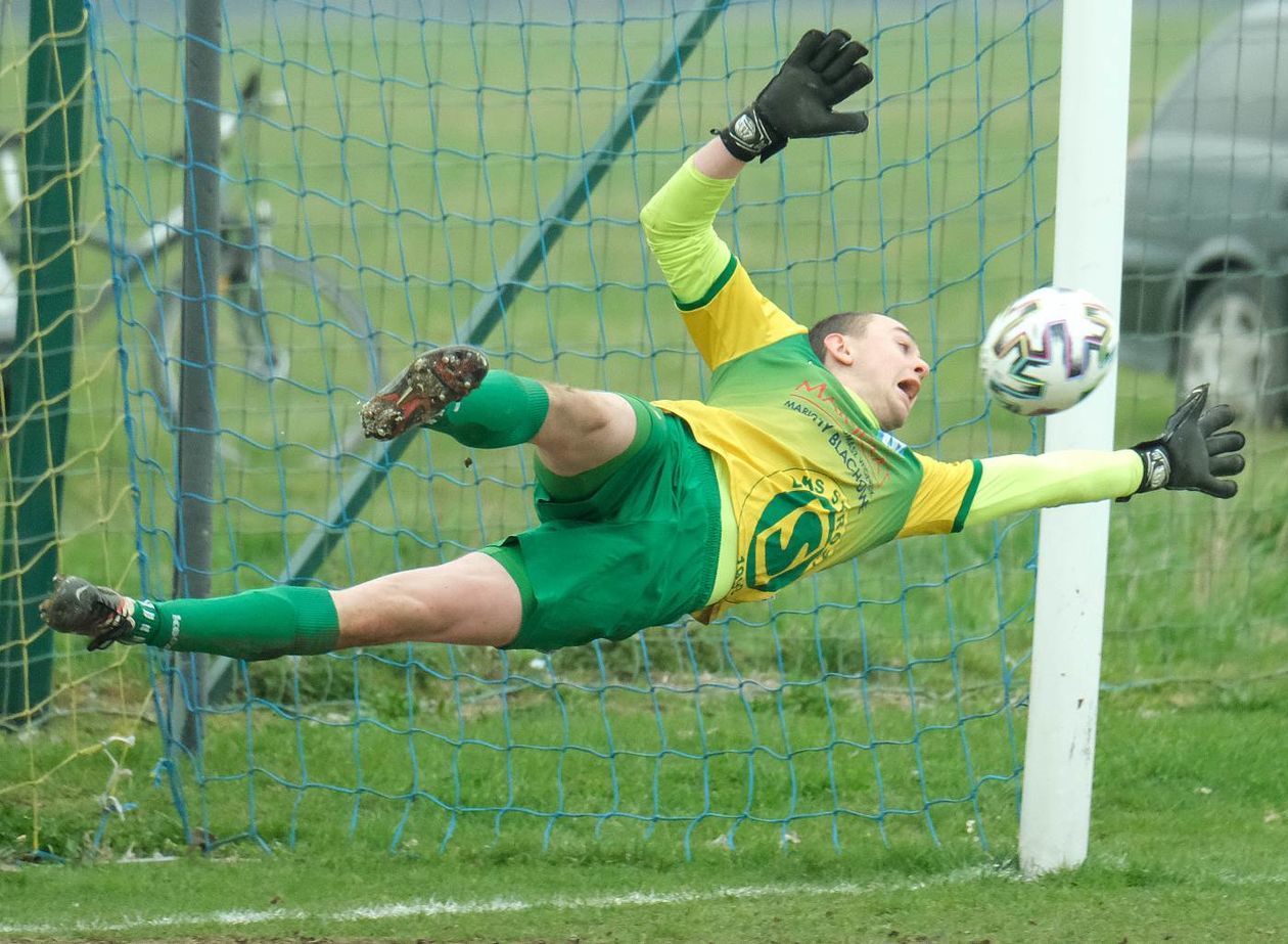  Sokół Konopnica vs LKS Stróża (zdjęcie 1) - Autor: Maciej Kaczanowski