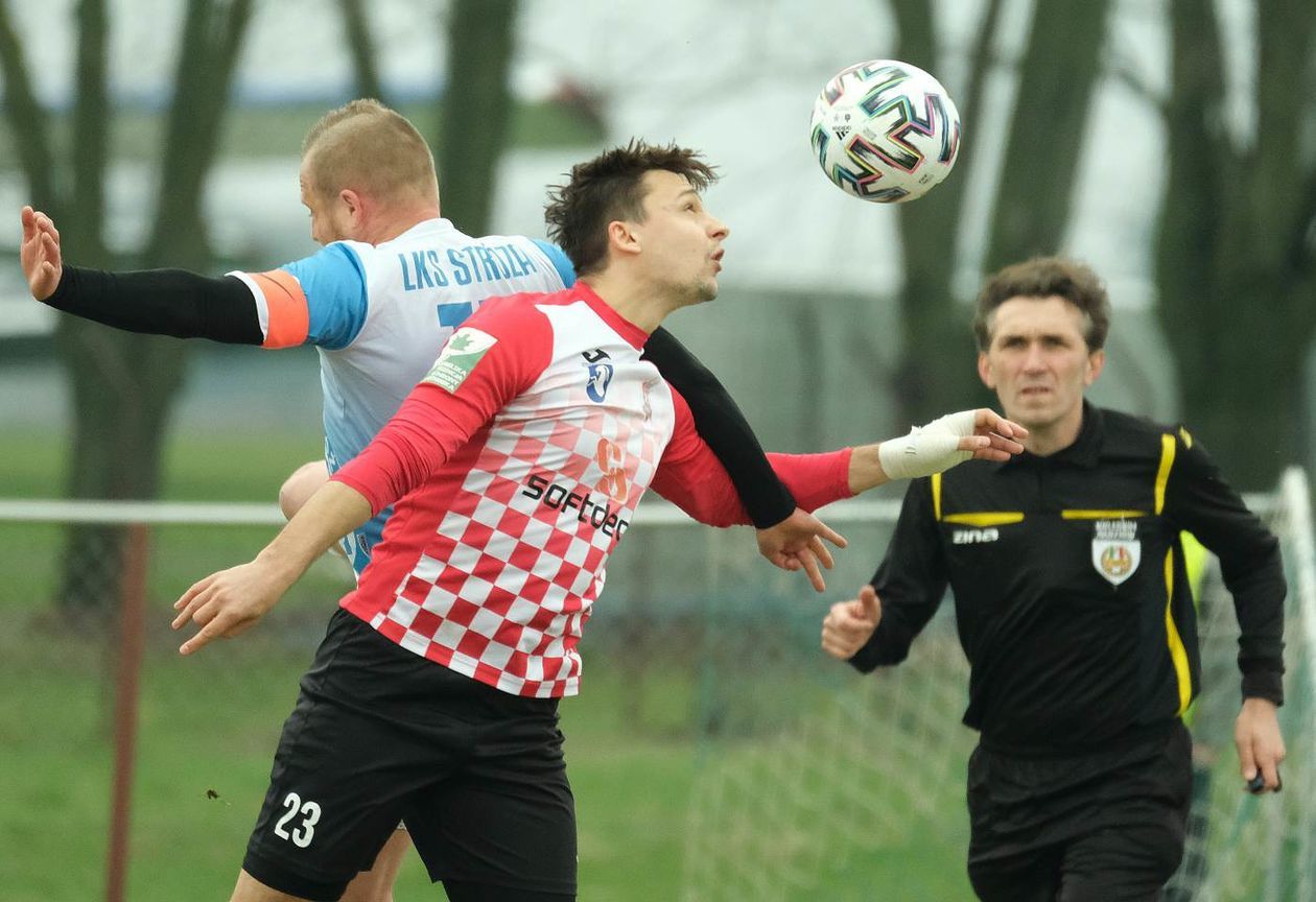  Sokół Konopnica vs LKS Stróża (zdjęcie 1) - Autor: Maciej Kaczanowski