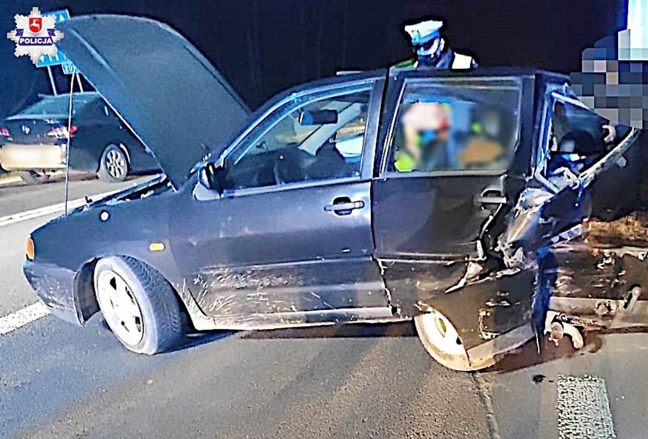 Wypadek w Łopienniku Podleśnym (zdjęcie 1) - Autor: Policja