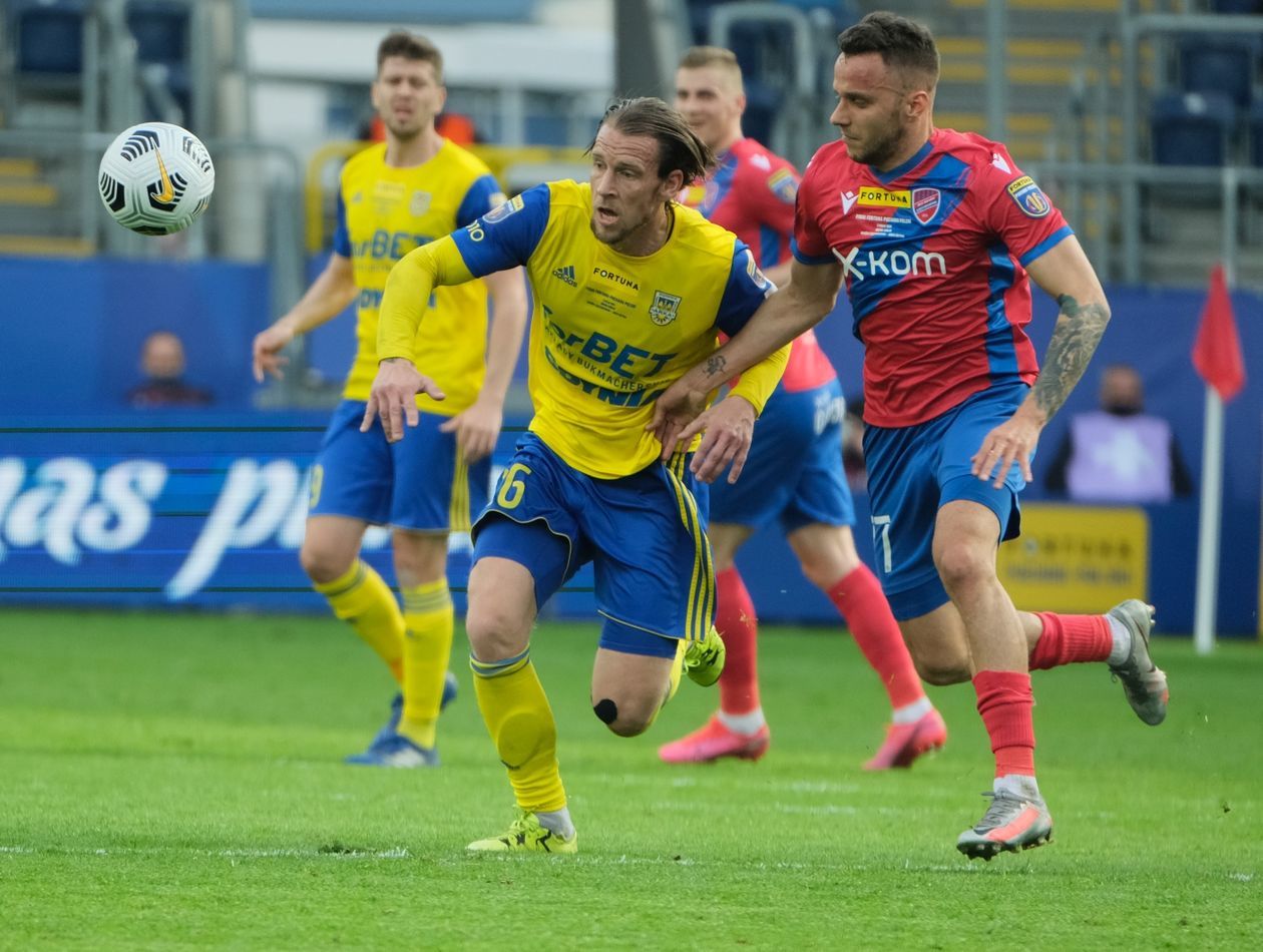  Raków Częstochowa pokonał na lubelskiej Arenie Arkę Gdynia 2 :1 i wygrał Puchar Polski (zdjęcie 1) - Autor: Maciej Kaczanowski