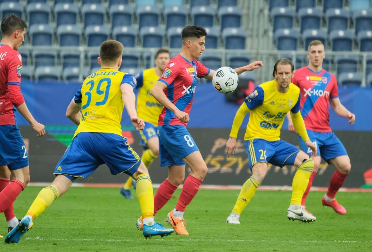  Raków Częstochowa pokonał na lubelskiej Arenie Arkę Gdynia 2 :1 i wygrał Puchar Polski (zdjęcie 1) - Autor: Maciej Kaczanowski