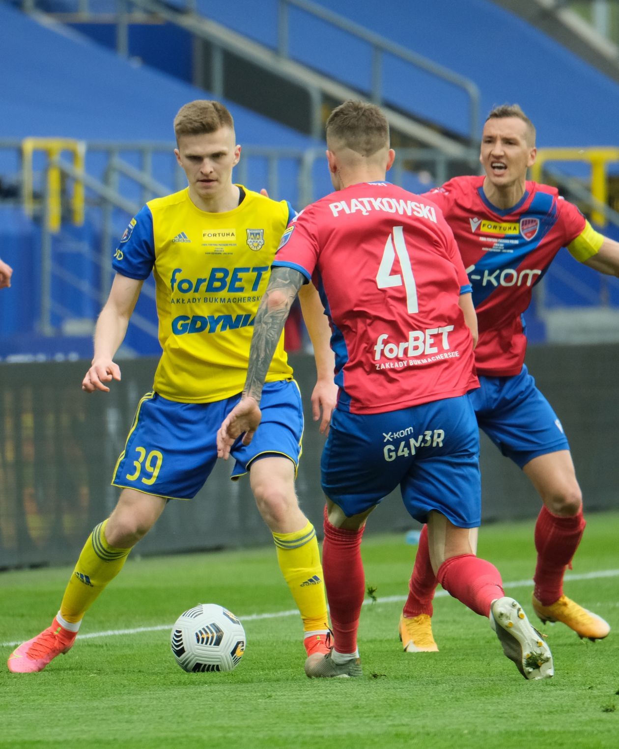  Raków Częstochowa pokonał na lubelskiej Arenie Arkę Gdynia 2 :1 i wygrał Puchar Polski (zdjęcie 1) - Autor: Maciej Kaczanowski