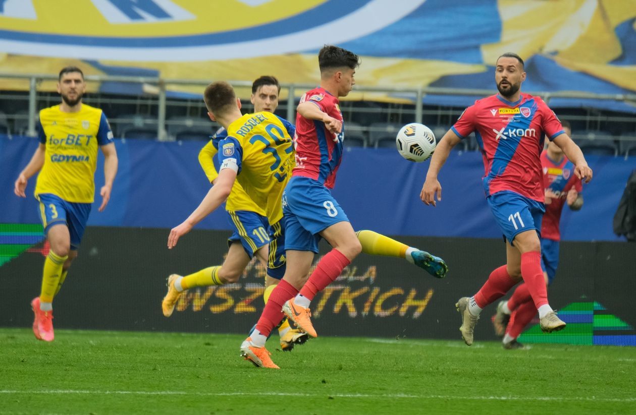  Raków Częstochowa pokonał na lubelskiej Arenie Arkę Gdynia 2 :1 i wygrał Puchar Polski (zdjęcie 1) - Autor: Maciej Kaczanowski