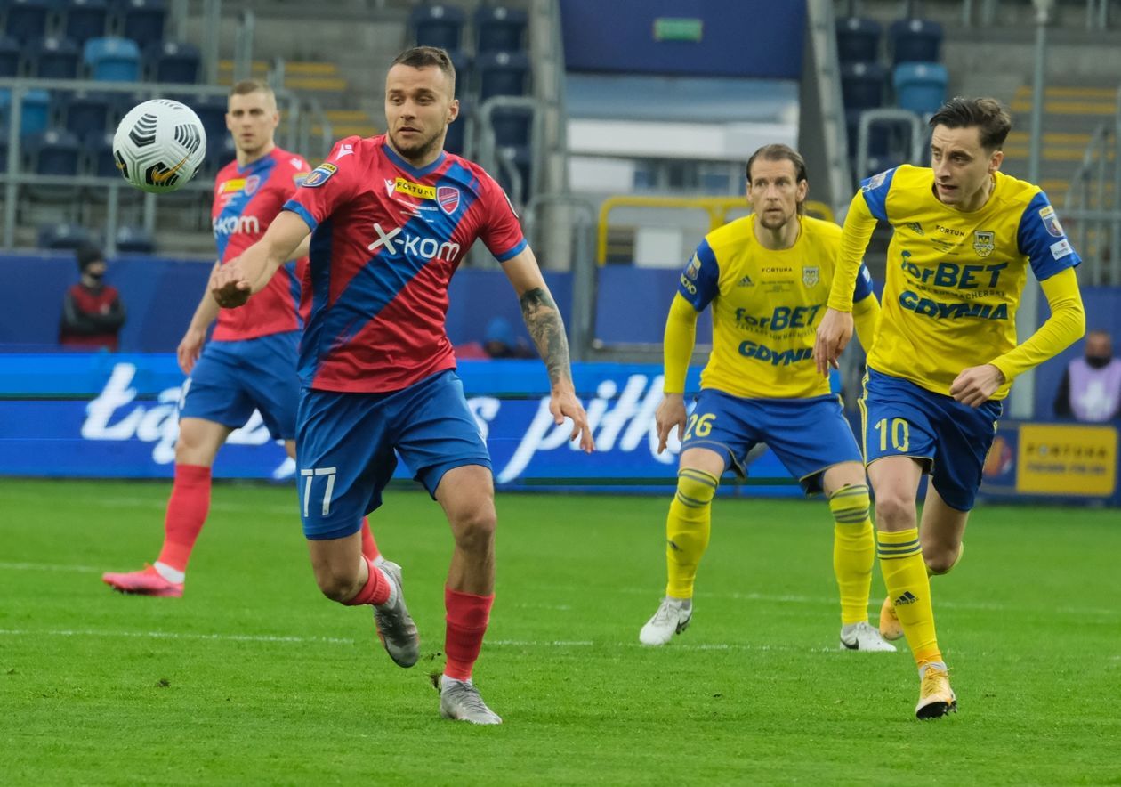  Raków Częstochowa pokonał na lubelskiej Arenie Arkę Gdynia 2 :1 i wygrał Puchar Polski (zdjęcie 1) - Autor: Maciej Kaczanowski
