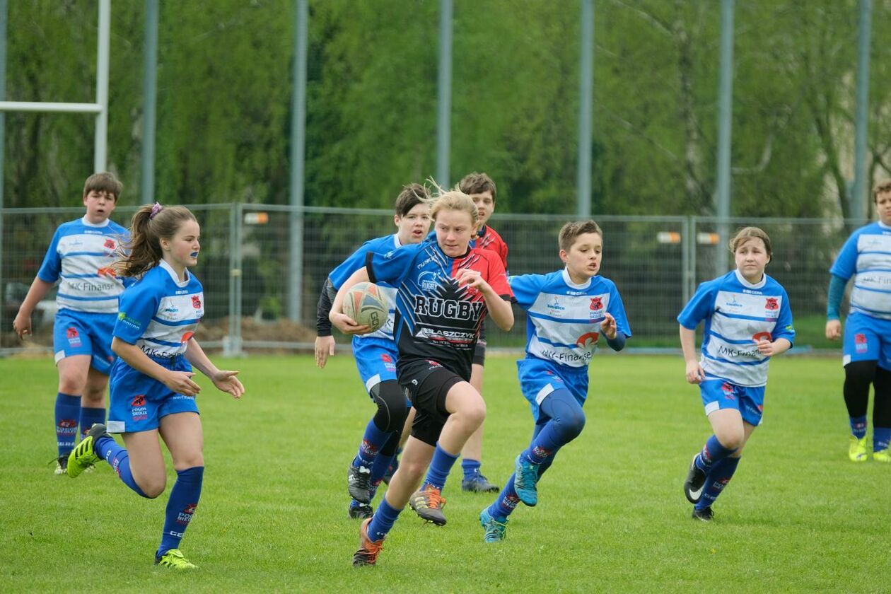  Zmagania młodych rugbystów podczas I Turnieju Lubelskiego Cebularza (zdjęcie 1) - Autor: Maciej Kaczanowski