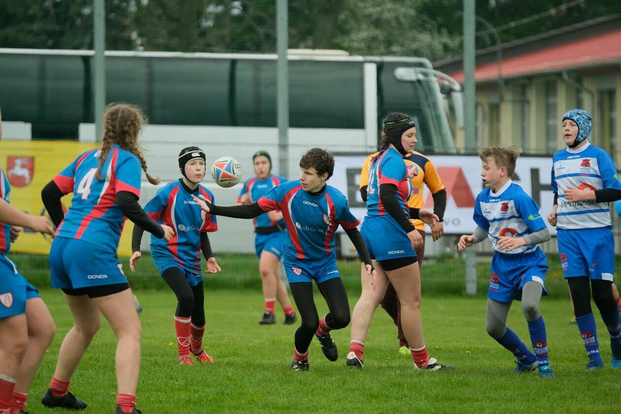  Zmagania młodych rugbystów podczas I Turnieju Lubelskiego Cebularza (zdjęcie 1) - Autor: Maciej Kaczanowski