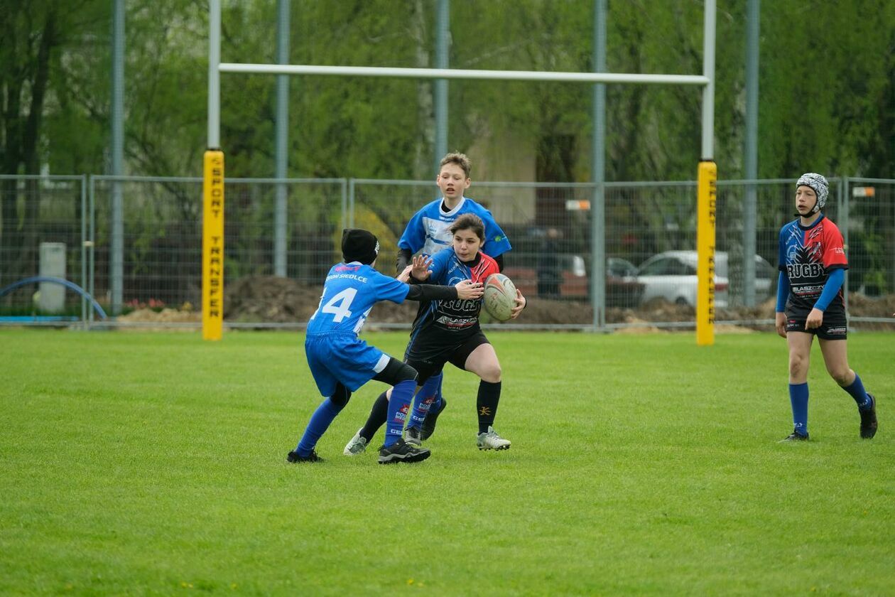  Zmagania młodych rugbystów podczas I Turnieju Lubelskiego Cebularza (zdjęcie 1) - Autor: Maciej Kaczanowski