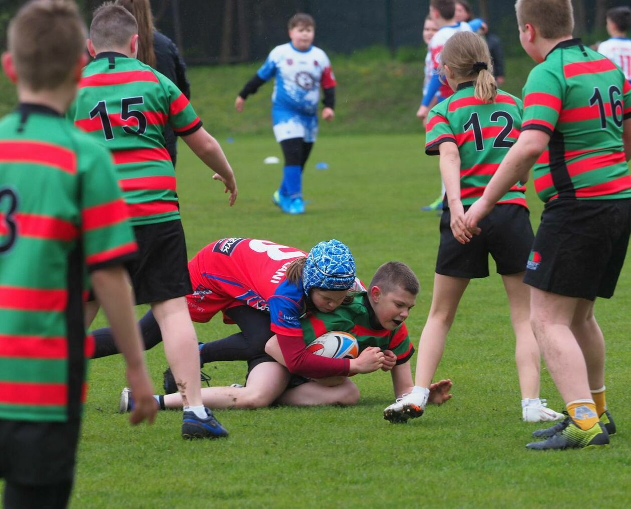  Zmagania młodych rugbystów podczas I Turnieju Lubelskiego Cebularza (zdjęcie 1) - Autor: Maciej Kaczanowski