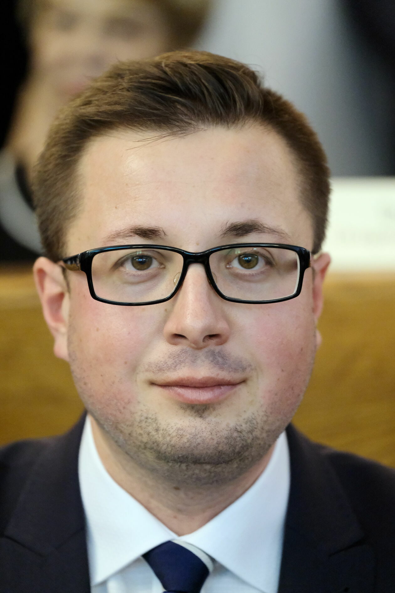  <p class="MsoNormal"><strong>Radosław Skrzetuski (klub Prawa i Sprawiedliwości)</strong></p>
<p class="MsoNormal">Oszczędności: 20&nbsp;000 zł.</p>
<p class="MsoNormal">Nieruchomości: mieszkanie 72,20 mkw. warte 300&nbsp;000 zł (wsp&oacute;łwłasność, 2/3 udział&oacute;w).</p>
<p class="MsoNormal">Papiery wartościowe: 1 643 akcje Krajowej Sp&oacute;łki Cukrowej (nabyte w spadku).</p>
<p class="MsoNormal">Dochody: 148&nbsp;602,45 zł brutto z Kancelarii Prezesa Rady Ministr&oacute;w (Ministerstwo Cyfryzacji), 28&nbsp;032,40 brutto z Centralnego Ośrodka Informatyki, 31&nbsp;726,44 zł diety z Rady Miasta Lublin, 676 zł diety z Rady Programowej TVP Lublin.</p>
<p class="MsoNormal">Składniki mienia ruchomego o wartości powyżej 10 tys. zł: brak.</p>
<p class="MsoNormal">Długi powyżej 10 tys. zł: brak.</p>