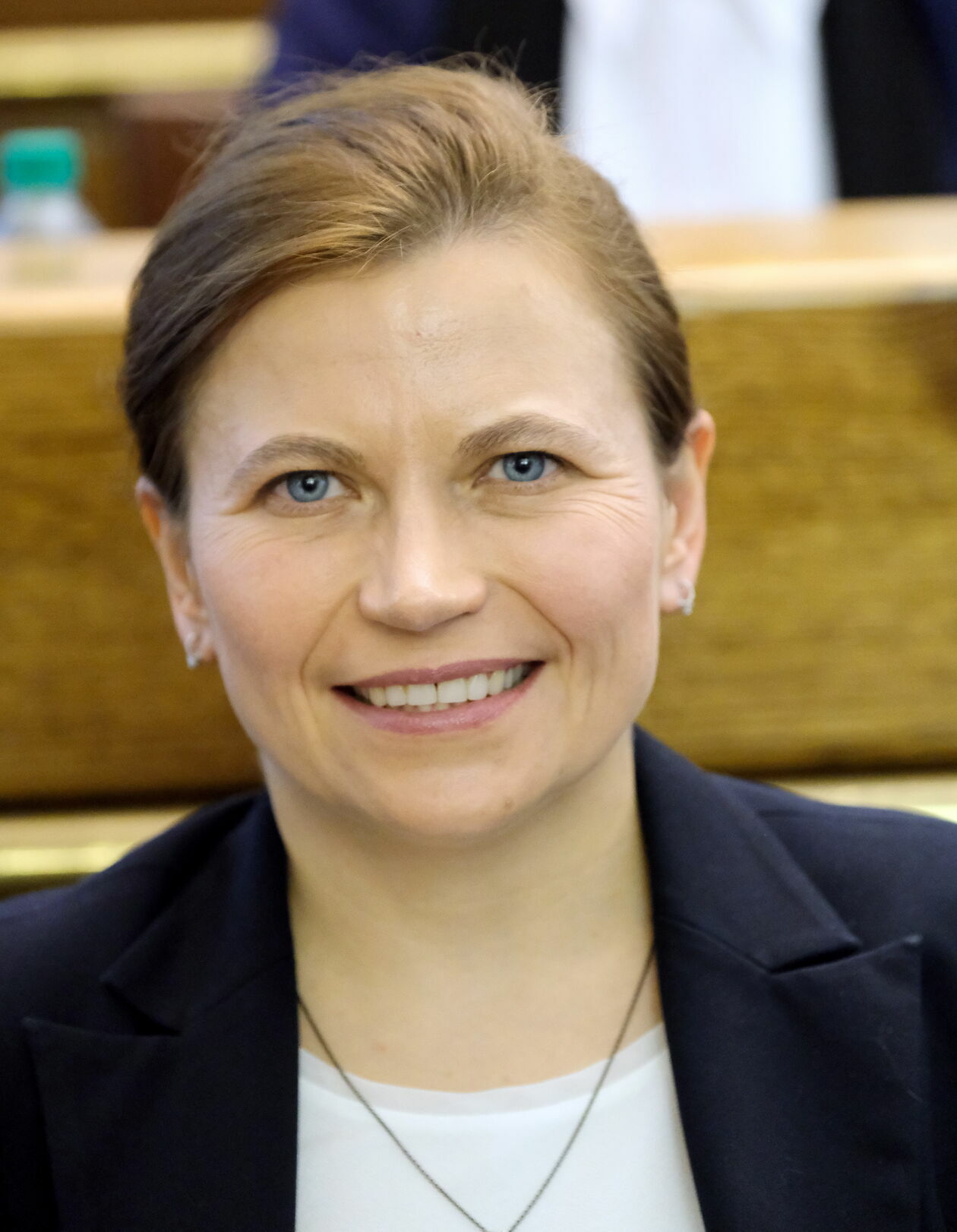  <p class="MsoNormal"><strong>Maja Zaborowska (klub prezydenta Krzysztofa Żuka)</strong></p>
<p class="MsoNormal">Oszczędności: brak.</p>
<p class="MsoNormal">Nieruchomości: 117/1260 części nieruchomości stanowiącej budynek mieszkalny wielorodzinny o całkowitej powierzchni użytkowej 401,40 mkw. wraz z gruntem o pow. 395 mkw. (wartość 25&nbsp;000 zł, majątek odrębny).</p>
<p class="MsoNormal">Działalność gospodarcza: sp&oacute;łka cywilna (działalność weterynaryjna) prowadzona z innymi osobami, kt&oacute;ra w zeszłym roku dała radnej przych&oacute;d 13&nbsp;208,83 zł, zaś doch&oacute;d 2&nbsp;604,47 zł.</p>
<p class="MsoNormal">Dochody: 70&nbsp;050,94 zł z Powiatowego Inspektoratu Weterynarii w Lublinie (jako urzędowy lekarz weterynarii), 490 zł z Powiatowego Inspektoratu Weterynarii w Łukowie, 32&nbsp;048,53 diety z Rady Miasta Lublin, 338 zł za zasiadanie w Radzie Programowej TVP Lublin, 3&nbsp;000 ze świadczenia &bdquo;500 plus&rdquo;, 523,36 zł zasiłku chorobowego.</p>
<p class="MsoNormal">Składniki mienia ruchomego o wartości powyżej 10 tys. zł: mitsubishi lancer (z 2014 r., wsp&oacute;łwłasność, majątek odrębny).</p>
<p class="MsoNormal">Długi powyżej 10 tys. zł: kredyt got&oacute;wkowy w banku Pekao SA 51&nbsp;983,82 zł na spłatę zobowiązań i cele remontowe.</p>