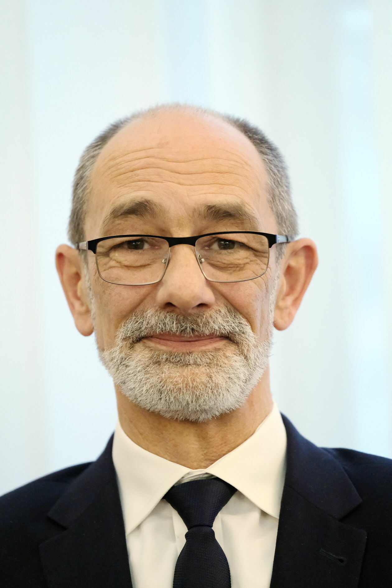  <p class="MsoNormal"><strong>Jarosław Pakuła (klub prezydenta Krzysztofa Żuka)</strong></p>
<p class="MsoNormal">Zgodnie z prawem radni składają oświadczenia majątkowe przewodniczącemu Rady Miasta. Jarosław Pakuła, jako przewodniczący rady, składa swoje oświadczenie wojewodzie. Dlatego dokument może być opublikowany w innym terminie. Obecnie nie został jeszcze zamieszczony.</p>
