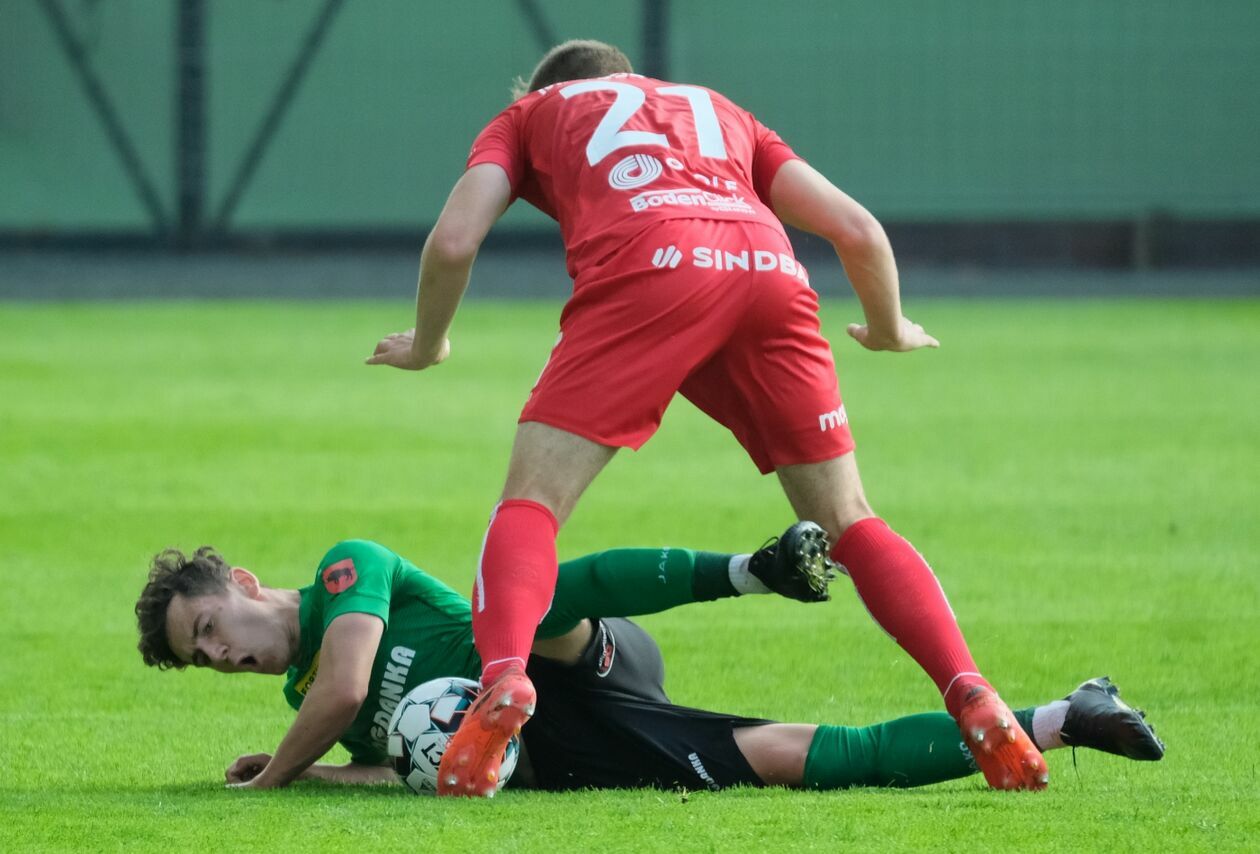  Górnik Łęczna - Odra Opole 1:1 (zdjęcie 1) - Autor: Maciej Kaczanowski