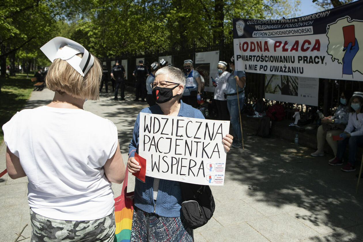  Protest pielęgniarek w Warszawie (zdjęcie 1) - Autor: Jacek Szydłowski