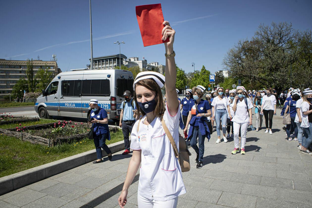  Protest pielęgniarek w Warszawie (zdjęcie 1) - Autor: Jacek Szydłowski