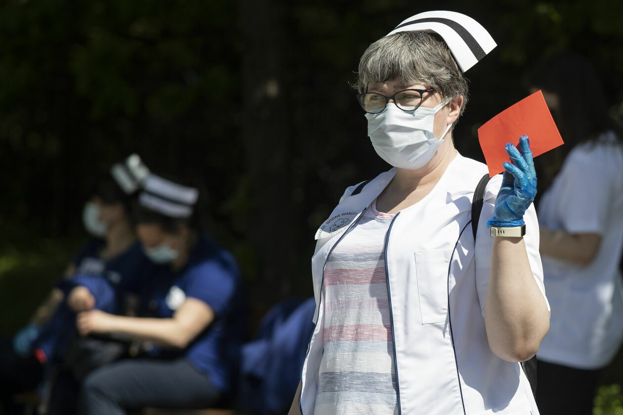  Protest pielęgniarek w Warszawie (zdjęcie 1) - Autor: Jacek Szydłowski