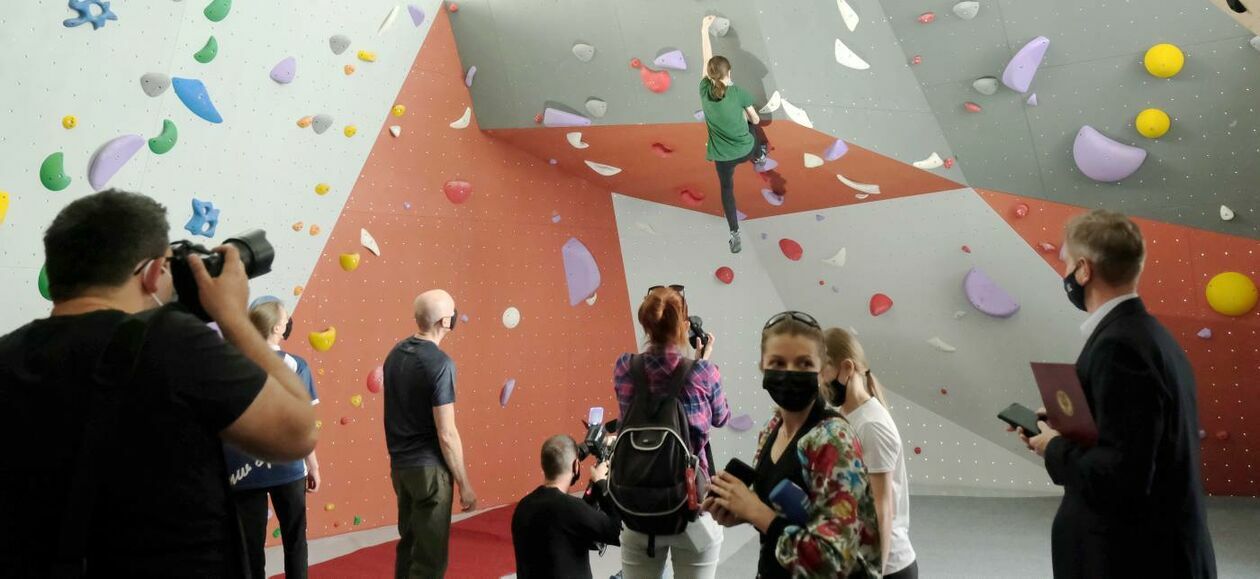  Nowa ścianka wspinaczkowa do boulderingu w hali sportowej KUL (zdjęcie 1) - Autor: Maciej Kaczanowski