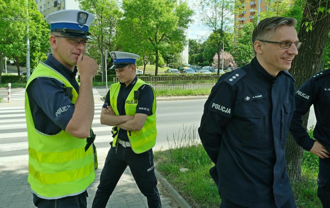  Zmiana przepisów ruchu drogowego dotyczy kierowców i pieszych na przejściu (zdjęcie 1) - Autor: Maciej Kaczanowski