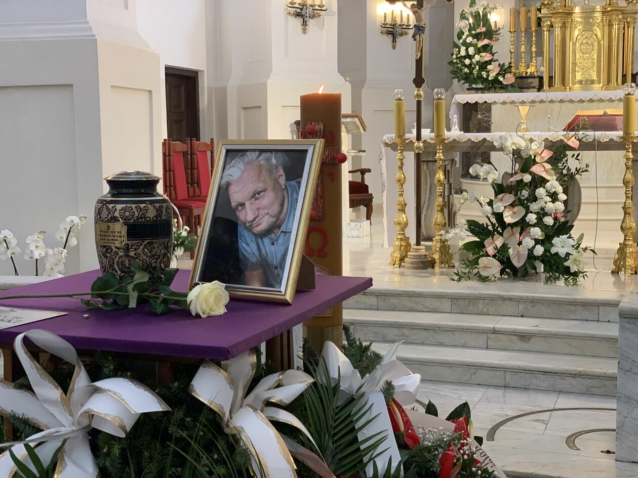  Pogrzeb naszego redakcyjnego kolegi Wojciecha Zakrzewskiego (zdjęcie 1) - Autor: Krzysztof Wiejak