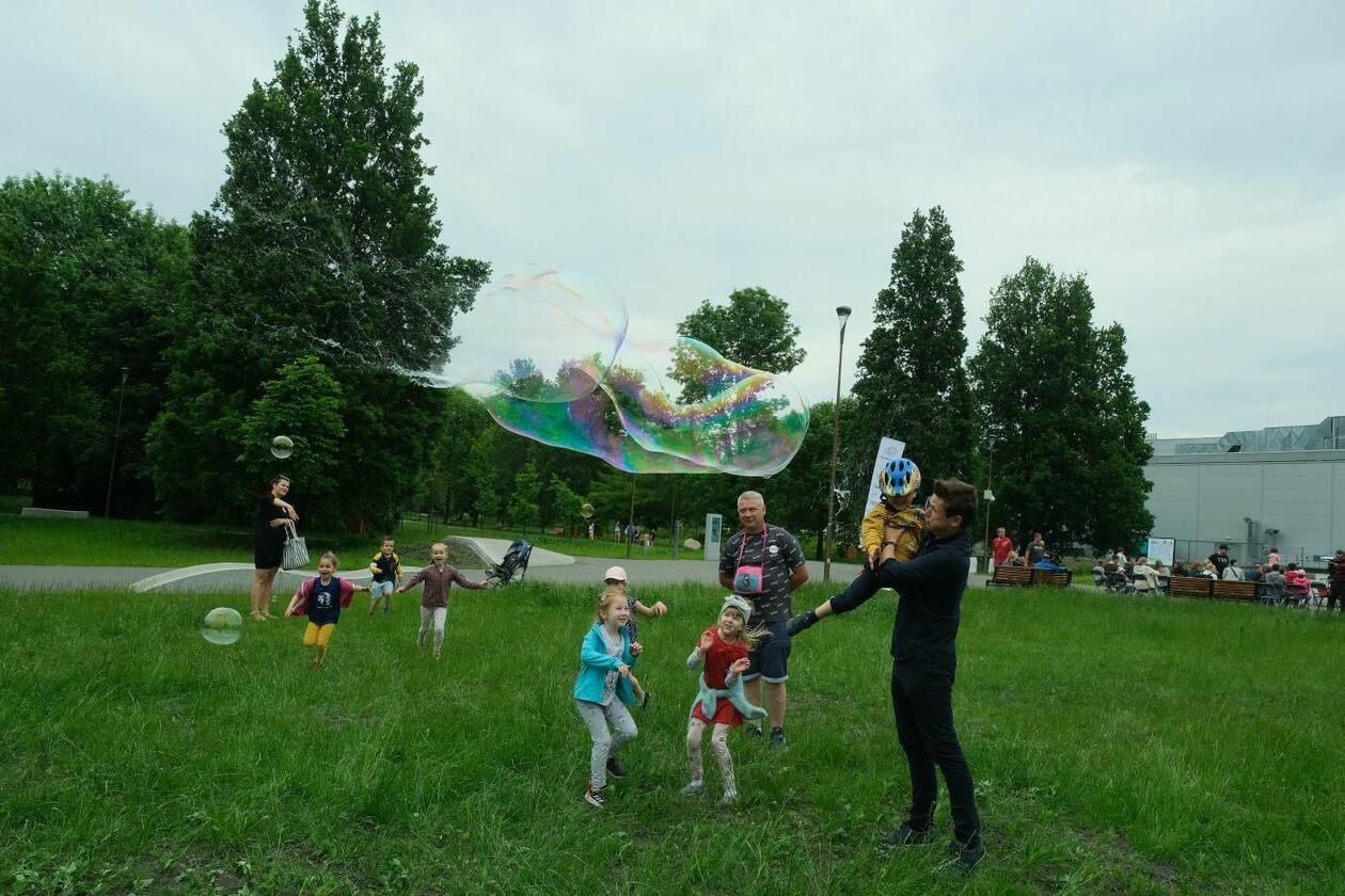  Piknik rodzinny w Parku Ludowym (zdjęcie 1) - Autor: Maciej Kaczanowski